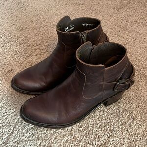 J.B. Dillon Distressed Western Cowboy Brown Leather Ankle Boots Women’s Size 9